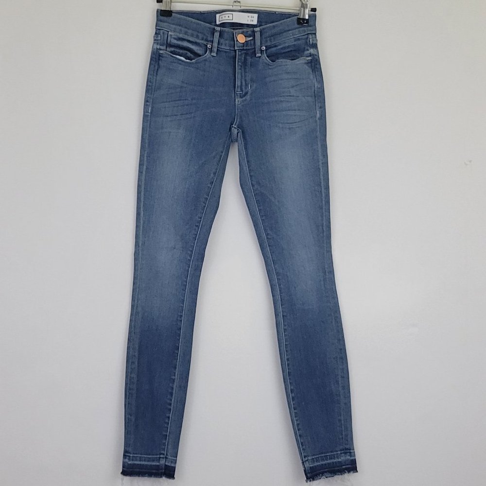 AYR Rise Skinny Stretch Raw Frayed Hem Jean, Medium Wash - Size 24 x 28